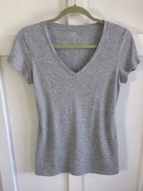 J. Crew Gray V-Neck Short Sleeve Tee